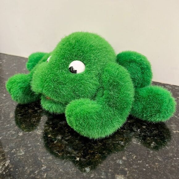 GANZ Plush Green Frog 9" -Heritage Collection-Fully Jointed-1991 - Picture 1 of 7